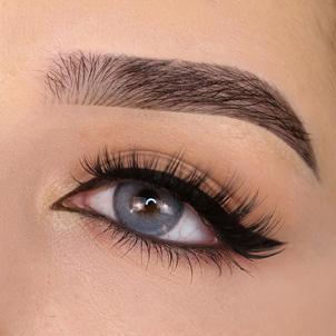 Eyelash Extensions in Dubai